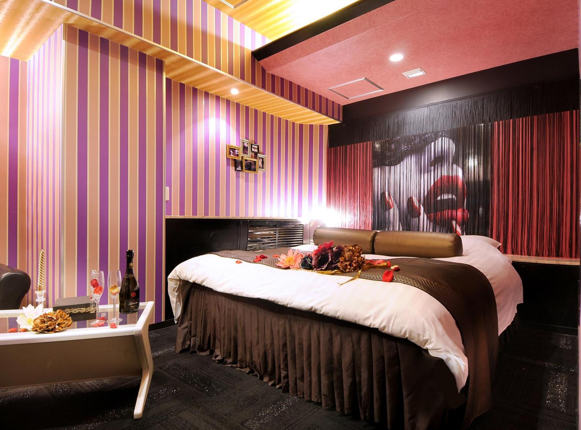 Hotel Love Ikutama -Adult Only Ōsaka Extérieur photo
