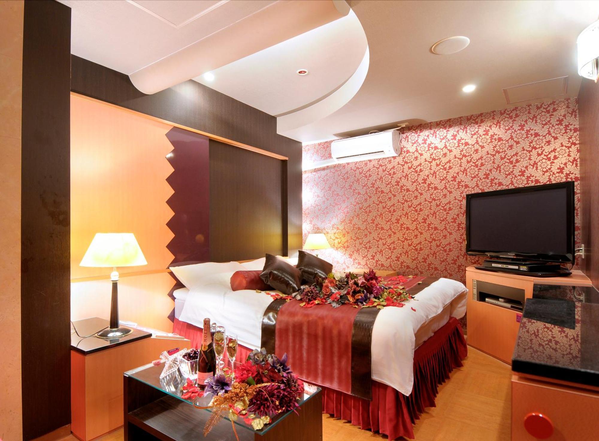Hotel Love Ikutama -Adult Only Ōsaka Extérieur photo