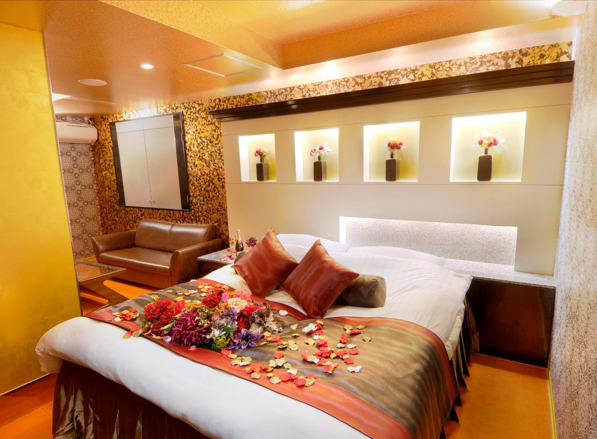 Hotel Love Ikutama -Adult Only Ōsaka Extérieur photo