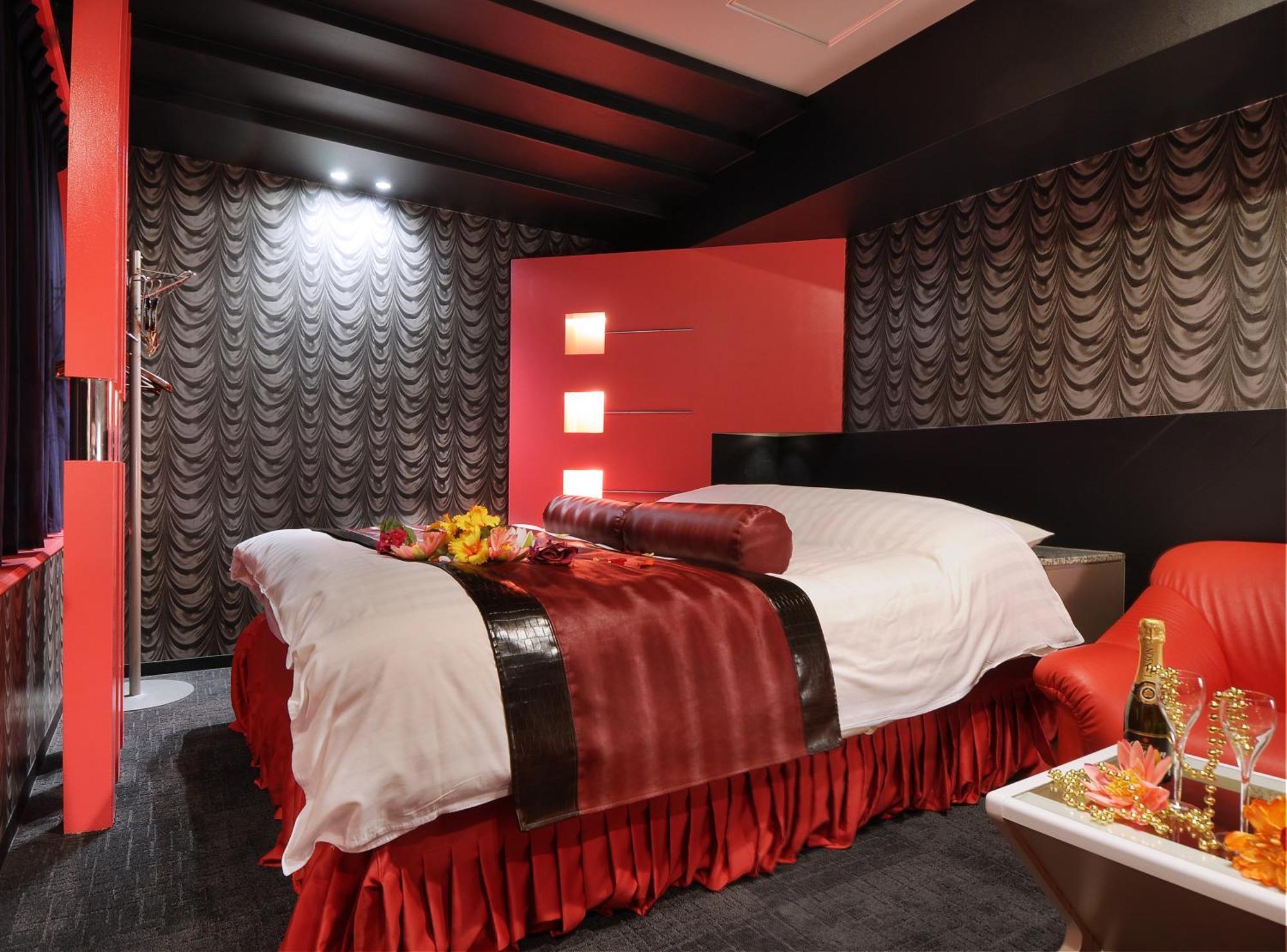 Hotel Love Ikutama -Adult Only Ōsaka Extérieur photo
