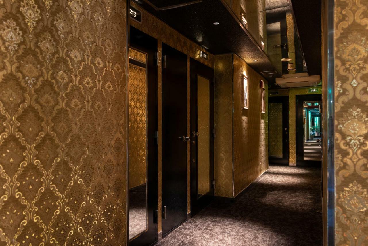 Hotel Love Ikutama -Adult Only Ōsaka Extérieur photo