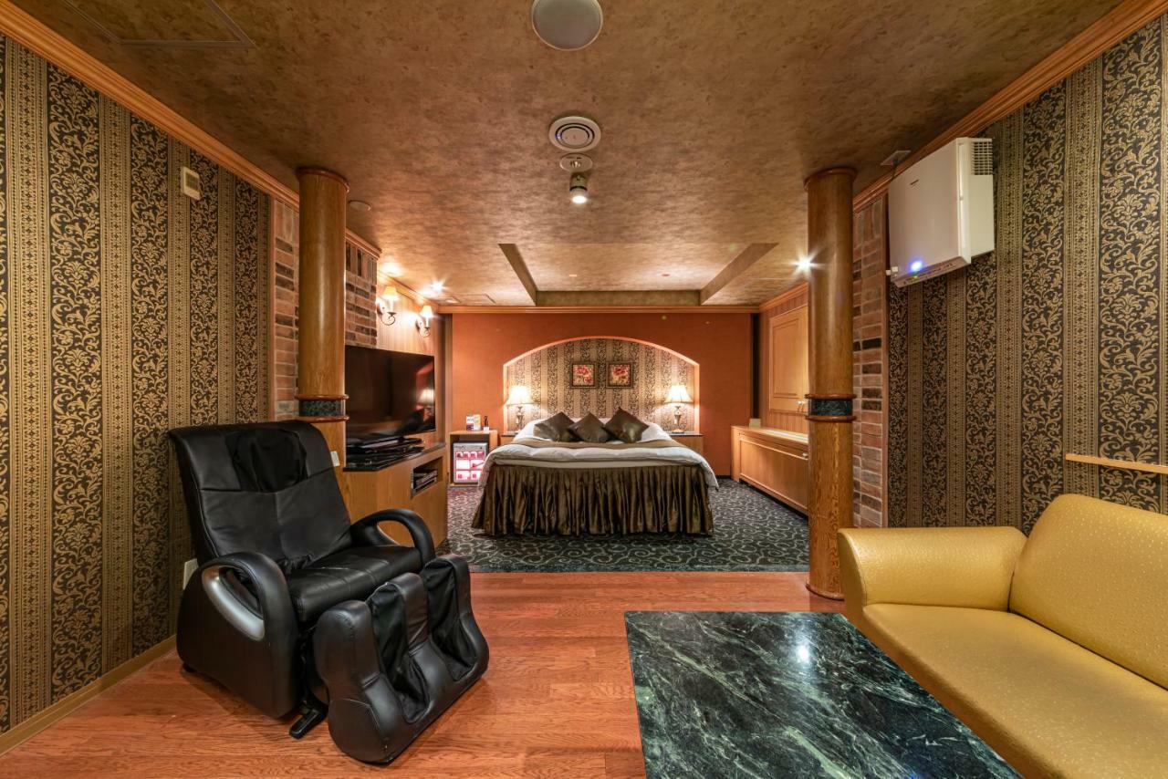 Hotel Love Ikutama -Adult Only Ōsaka Extérieur photo